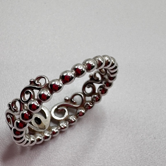 Pandora Princess Tiara ring - Picture 3 of 5